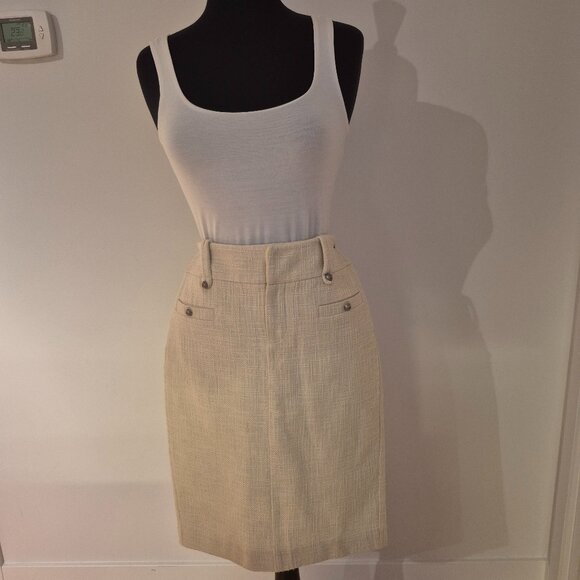 Skirt - Picture 1 of 4